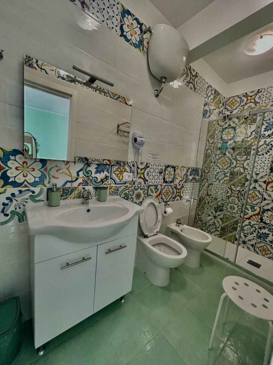 נאפולי Malusi B&B מראה חיצוני תמונה